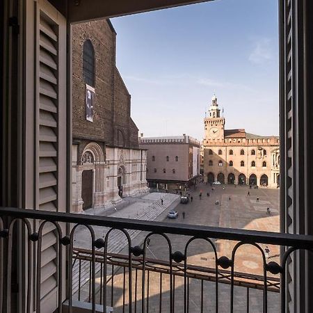 Urbanicooh Asinelli - Balcony On Piazza Maggiore Bolonha Exterior foto