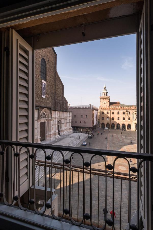 Urbanicooh Asinelli - Balcony On Piazza Maggiore Bolonha Exterior foto
